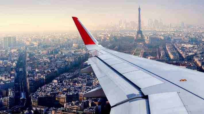 Francia prohibe vuelo regionales